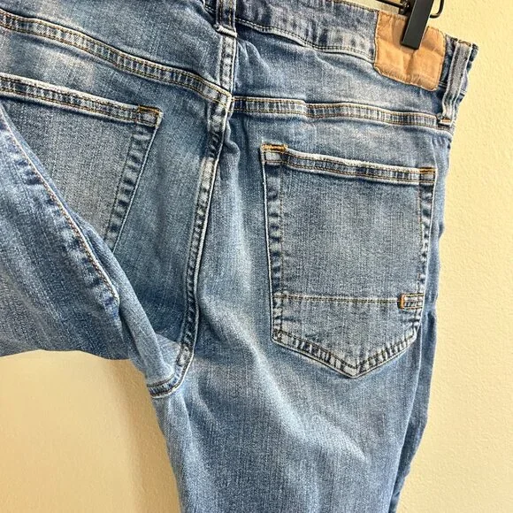 Aeropostale Slim Jean Mens Size 32 x 32 Bundle Medium Wash Blue Denim Whiskering - Picture 5 of 12